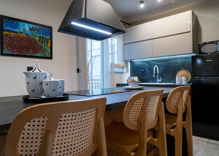 Seventh Floor * Vólosz